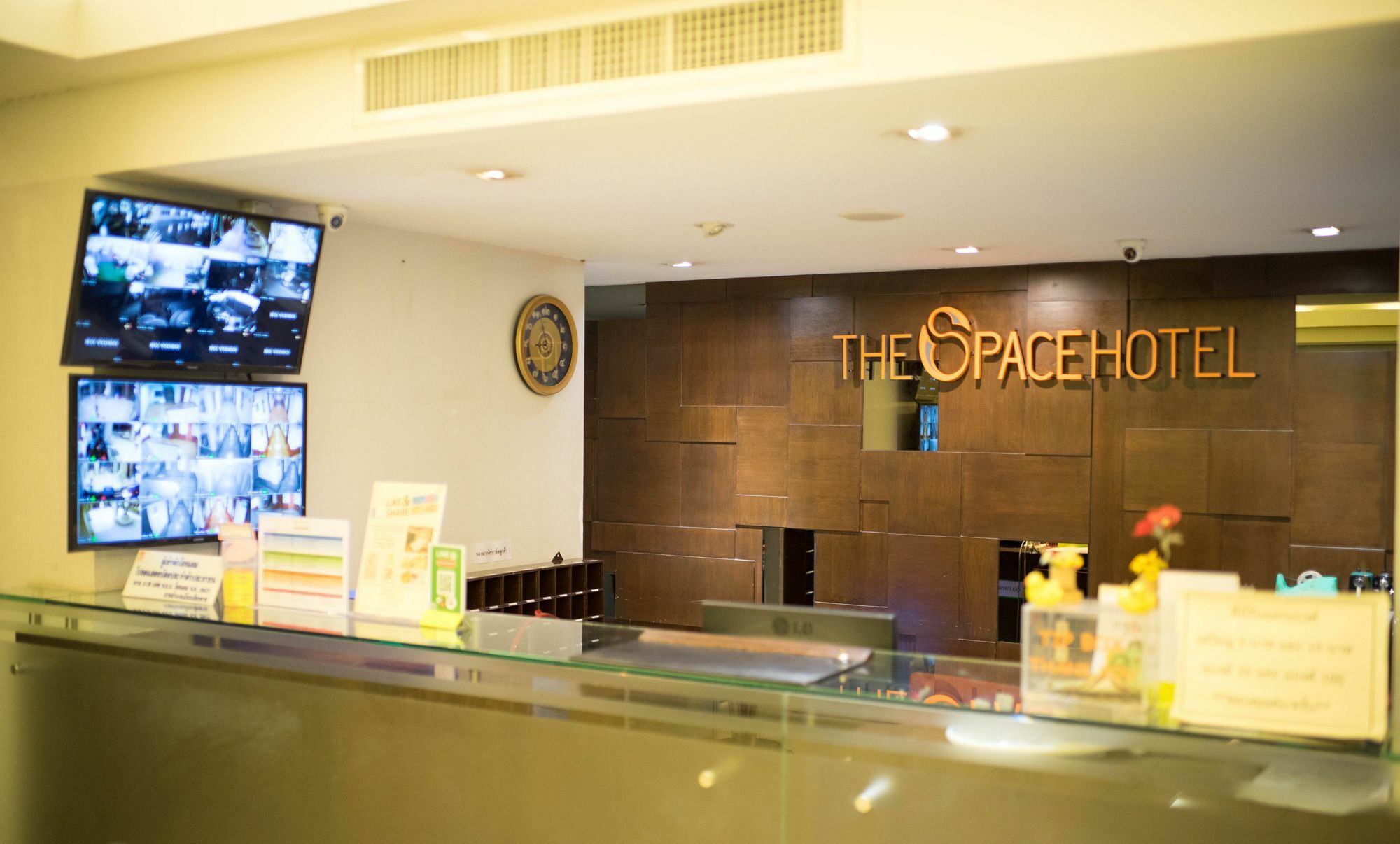 The Space 酒店